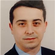 Possibilità di insegnare qualsiasi materia giuridica a studenti di scuole medie, superiori ed universitari